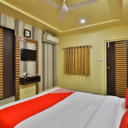 Spot On Hotel Shreeji Palace Ахмедабад Екстериор снимка